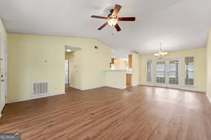 302 Green Acres Dr, Kingsland, GA 31548 - Photo 5