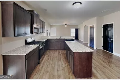 454 Cherry Creek Drive, Loganville, GA 30052 - Photo 3