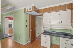 209 Founders Dr, Barnesville, GA 30204 - Photo 31