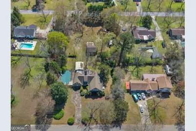 209 Founders Drive, Barnesville, GA 30204 - Photo 5