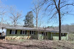 122 Lakeside Cir, Jackson, GA 30233 - Photo 1