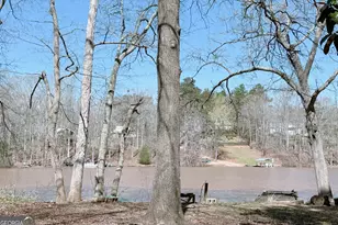 122 Lakeside Cir, Jackson, GA 30233 - Photo 9