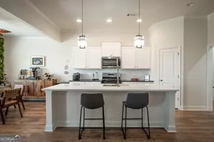 729 Glenside Dr, Jefferson, GA 30549 - Photo 9