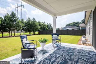 729 Glenside Dr, Jefferson, GA 30549 - Photo 13