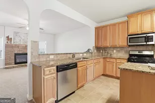 22 Valencia Ln, Newnan, GA 30263 - Photo 17