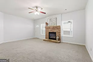 22 Valencia Ln, Newnan, GA 30263 - Photo 19