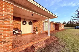 1881 Bell Telephone Rd, Hazlehurst, GA 31539 - Photo 3