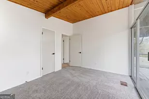 1255 Cedar Park Cir, Stone Mountain, GA 30083 - Photo 19