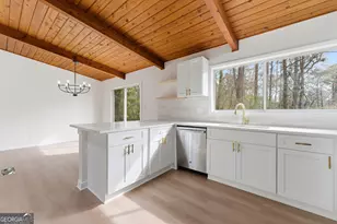 1255 Cedar Park Cir, Stone Mountain, GA 30083 - Photo 11