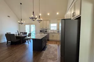 46 W Greenwood Dr, Carrollton, GA 30117 - Photo 7