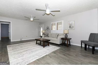 504 Rue Chalet, Lavonia, GA 30553 - Photo 11
