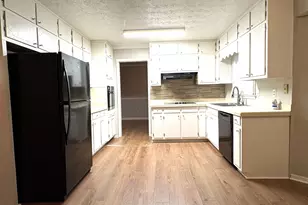 2376 Fairview Rd SE, Conyers, GA 30013 - Photo 7