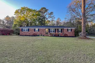 218 Pinehurst Dr, Dublin, GA 31021 - Photo 1