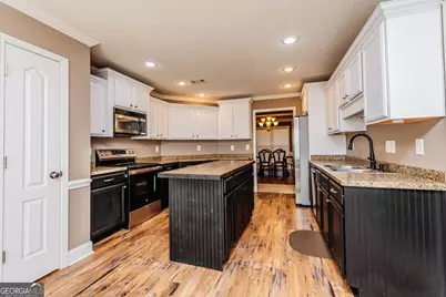 100 Crystal Ridge Circle, Byron, GA 31008 - Photo 7