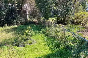 215 Bethel St, Eastman, GA 31023 - Photo 9