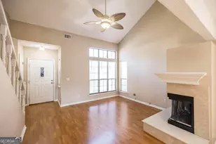 104 Pebblebrook E, Warner Robins, GA 31088 - Photo 9