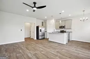 11516 Kimberly Way, Hampton, GA 30228 - Photo 9