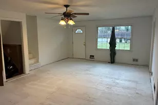 3417 Creekwood Dr SE, Conyers, GA 30094 - Photo 3