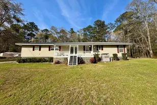 126 Brookwood Dr, Irwinton, GA 31042 - Photo 1