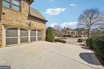 110 Aster Circle, Johns Creek, GA 30022 - Photo 5