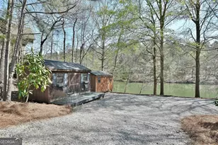 239 Robin Dr, Hamilton, GA 31811 - Photo 3