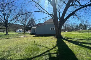 186 Calhoun St, Fairmount, GA 30139 - Photo 15