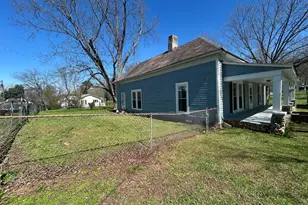 186 Calhoun St, Fairmount, GA 30139 - Photo 5