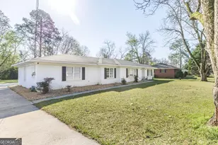 1402 Knoxville St, Fort Valley, GA 31030 - Photo 5