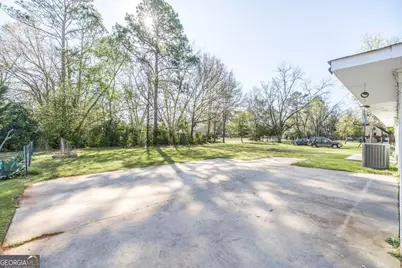 1402 Knoxville Street, Fort Valley, GA 31030 - Photo 27