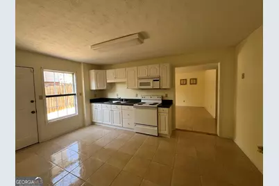 930 Cedar Bluff Trail SW, Lilburn, GA 30047 - Photo 25