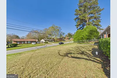 6021 Luna, Columbus, GA 31907 - Photo 3