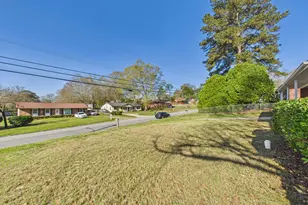 6021 Luna, Columbus, GA 31907 - Photo 3