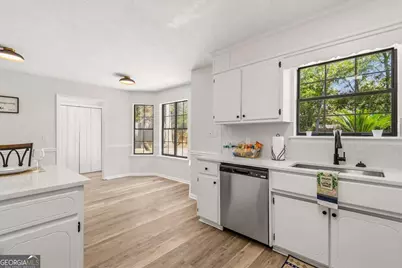 118 Brighton Circle, Brunswick, GA 31525 - Photo 13