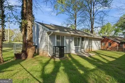 1735 Carter Circle, Atlanta, GA 30344 - Photo 31