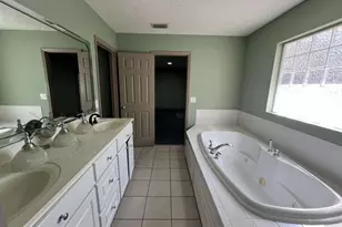 1626 Meadow Ln SE, Darien, GA 31305 - Photo 13