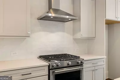 416 Upper East Avenue, Savannah, GA 31401 - Photo 57