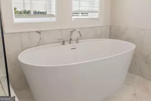 416 Upper E Ave, Savannah, GA 31401 - Photo 35