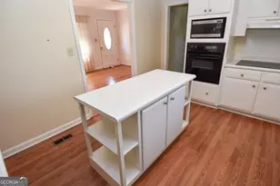 109 Pine Ave SW, Griffin, GA 30224 - Photo 17