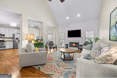 136 Chesterfield Drive, Newnan, GA 30265 - Photo 9