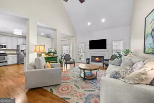 136 Chesterfield Dr, Newnan, GA 30265 - Photo 9