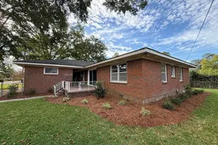 412 Roberson St, Dublin, GA 31021 - Photo 11