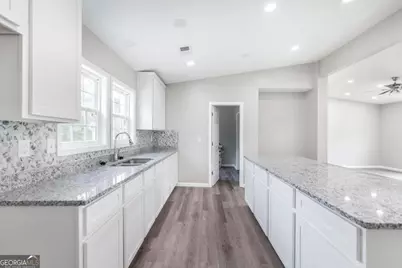 330 Lennox Road, Dublin, GA 31021 - Photo 15