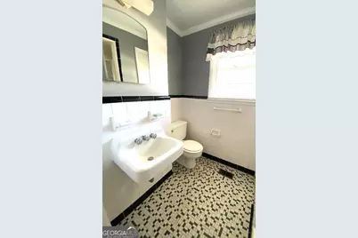 555 Jordan Lane, Swainsboro, GA 30401 - Photo 17