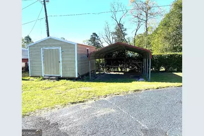 555 Jordan Lane, Swainsboro, GA 30401 - Photo 5