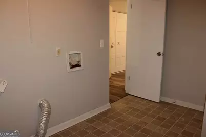 1010 Mariners Court, Stone Mountain, GA 30083 - Photo 23