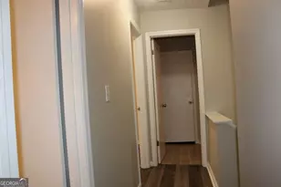 1010 Mariners Ct, Stone Mountain, GA 30083 - Photo 17