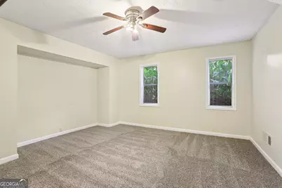 5802 Simone Drive, Stone Mountain, GA 30087 - Photo 9