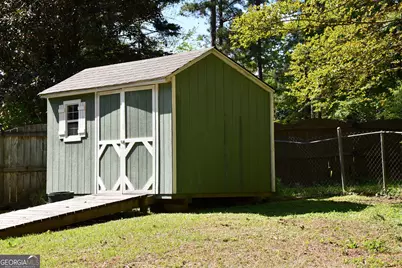 629 Locust Road, Locust Grove, GA 30248 - Photo 9