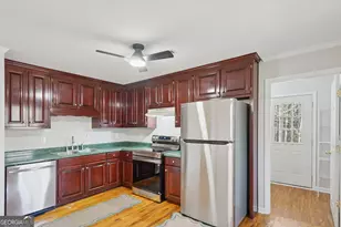 2024 Fischer Rd, Sharpsburg, GA 30277 - Photo 17