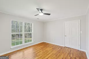 2024 Fischer Rd, Sharpsburg, GA 30277 - Photo 9